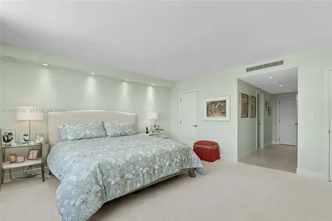 9801 Collins Avenue Bal Harbour FL 33154