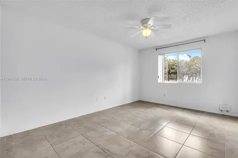470 S Park Road Hollywood FL 33021