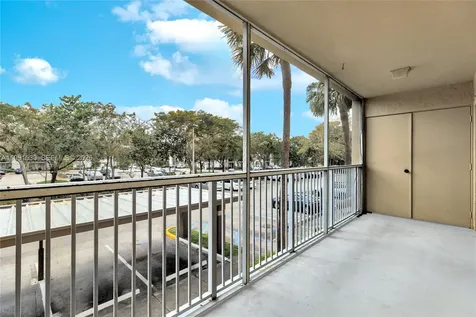 470 S Park Road Hollywood FL 33021