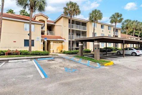 470 S Park Road Hollywood FL 33021