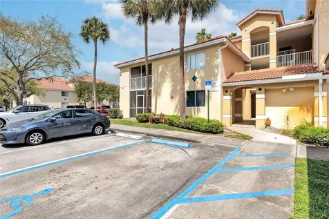 470 S Park Road Hollywood FL 33021