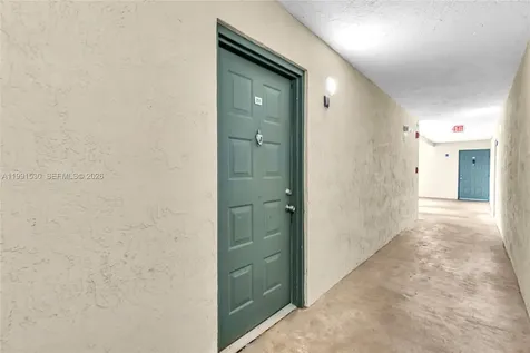 470 S Park Road Hollywood FL 33021