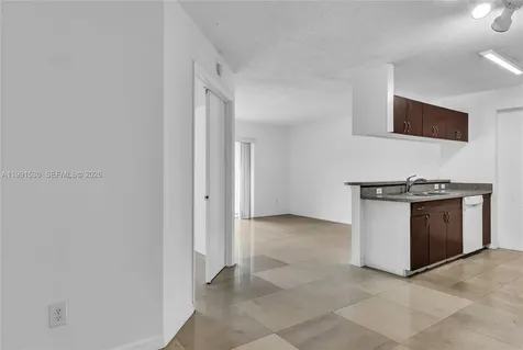 470 S Park Road Hollywood FL 33021
