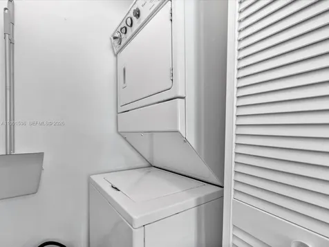 244 Biscayne Boulevard Miami FL 33132