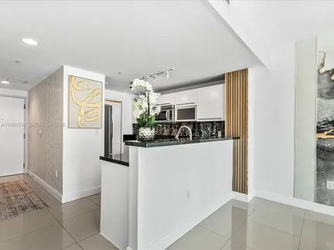 244 Biscayne Boulevard Miami FL 33132