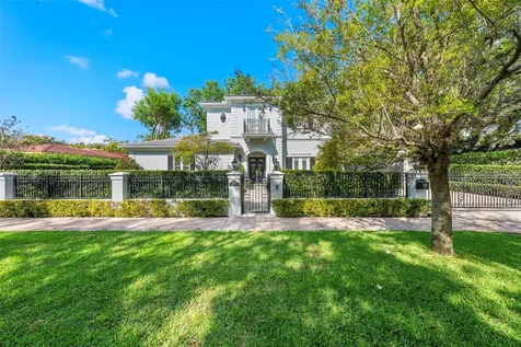 6900 Altamira Street Coral Gables FL 33146