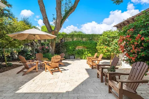 6900 Altamira Street Coral Gables FL 33146
