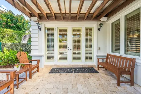 6900 Altamira Street Coral Gables FL 33146