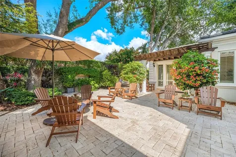 6900 Altamira Street Coral Gables FL 33146