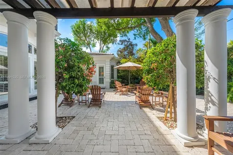 6900 Altamira Street Coral Gables FL 33146
