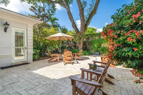 6900 Altamira Street Coral Gables FL 33146