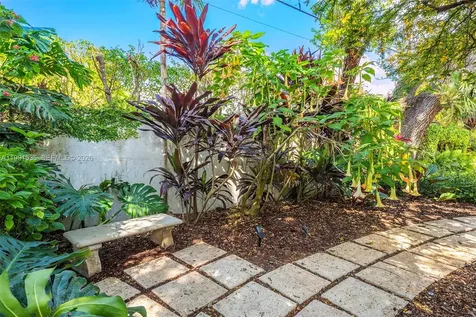 6900 Altamira Street Coral Gables FL 33146
