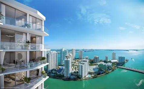 77 SE 5th Street Miami FL 33131