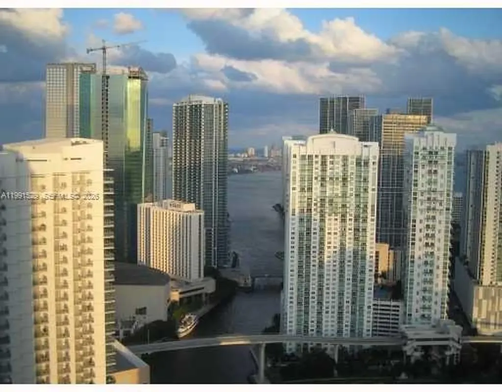 90 SW 3rd Street Miami FL 33130