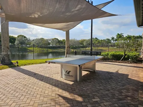 Parkland FL 33076