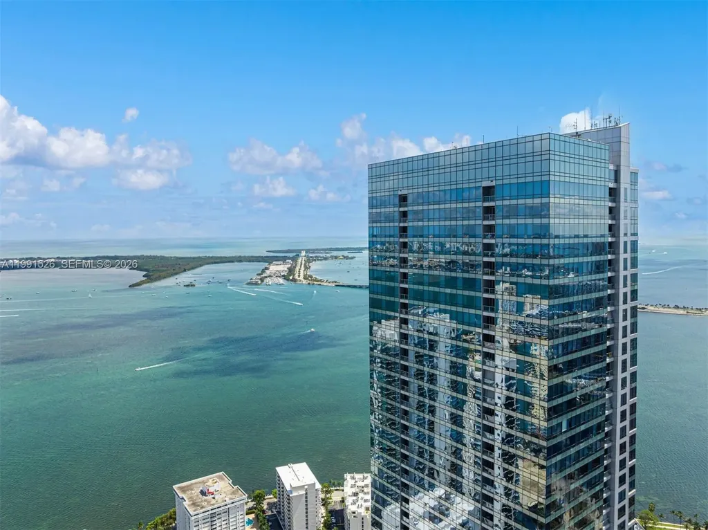 1425 Brickell Avenue Miami FL 33131