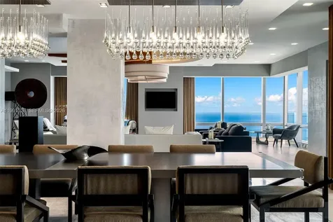 1425 Brickell Avenue Miami FL 33131