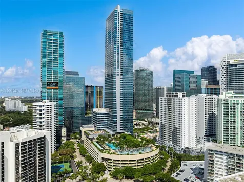 1425 Brickell Avenue Miami FL 33131