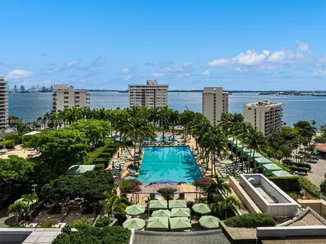 1425 Brickell Avenue Miami FL 33131