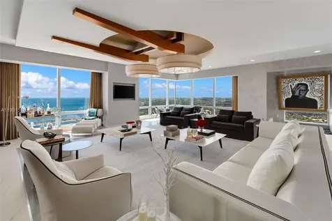 1425 Brickell Avenue Miami FL 33131