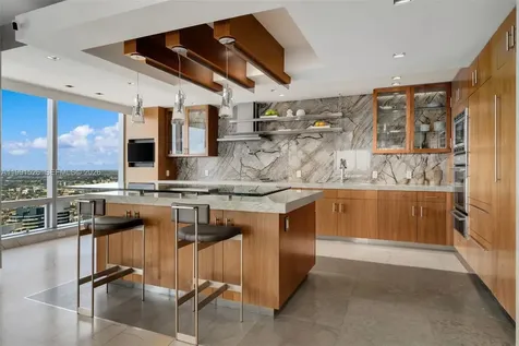 1425 Brickell Avenue Miami FL 33131