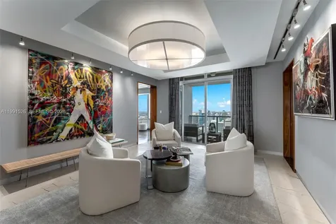 1425 Brickell Avenue Miami FL 33131