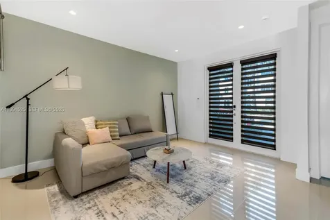 10502 NW 66th Street Doral FL 33178