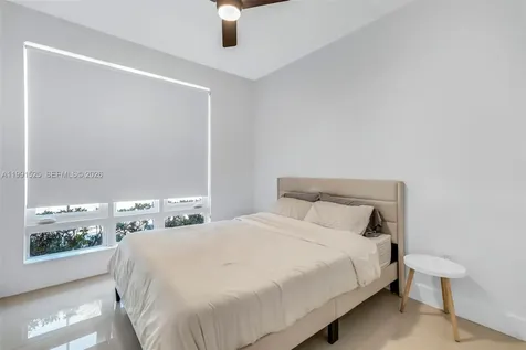 10502 NW 66th Street Doral FL 33178