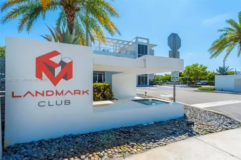 10502 NW 66th Street Doral FL 33178