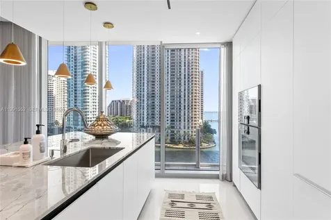 300 Biscayne Boulevard Way Miami FL 33131