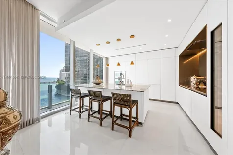 300 Biscayne Boulevard Way Miami FL 33131