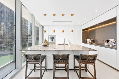 300 Biscayne Boulevard Way Miami FL 33131