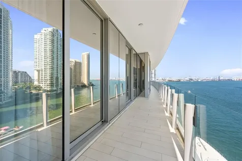 300 Biscayne Boulevard Way Miami FL 33131