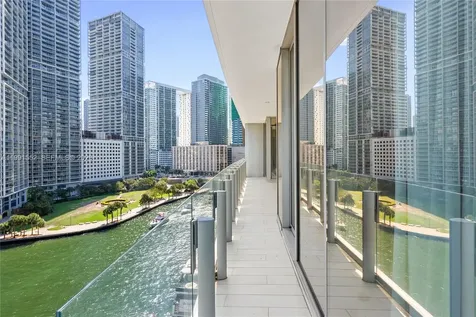 300 Biscayne Boulevard Way Miami FL 33131