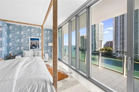 300 Biscayne Boulevard Way Miami FL 33131