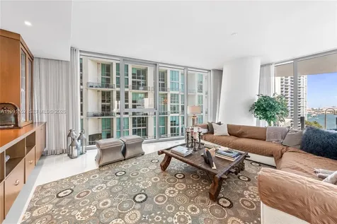 300 Biscayne Boulevard Way Miami FL 33131