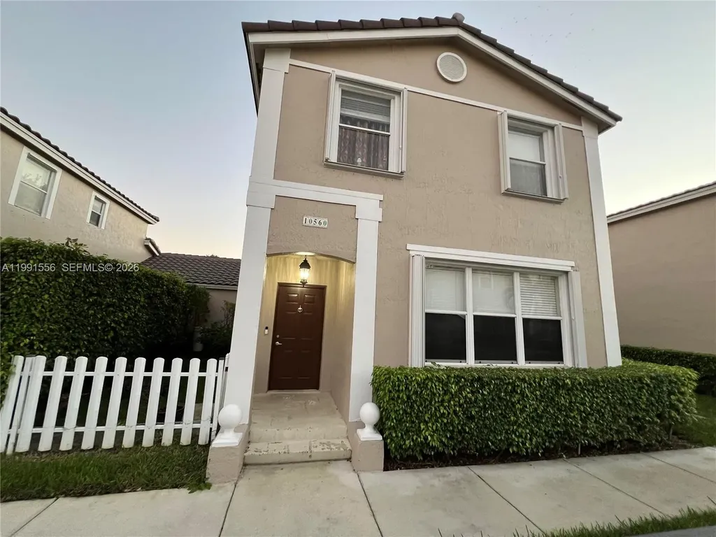 10560 NW 57th Court Coral Springs FL 33076