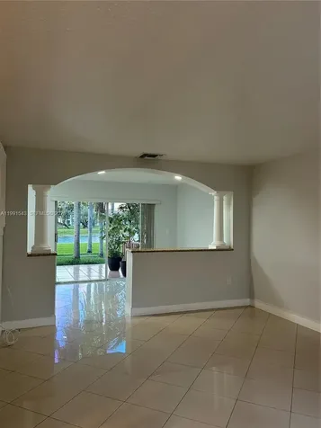 15065 SW 108 Te Miami FL 33196