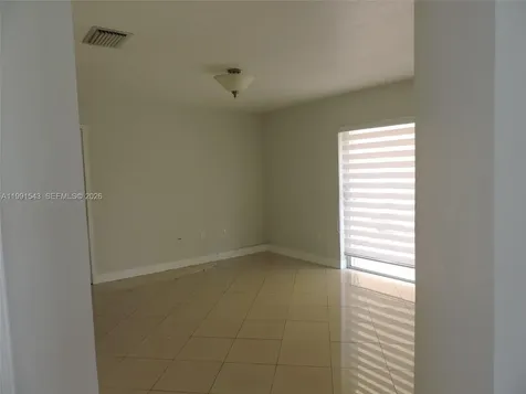 15065 SW 108 Te Miami FL 33196