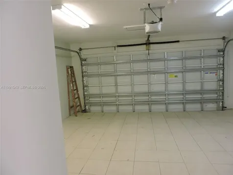 15065 SW 108 Te Miami FL 33196