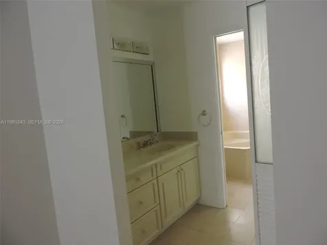 15065 SW 108 Te Miami FL 33196