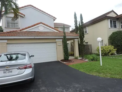 15065 SW 108 Te Miami FL 33196