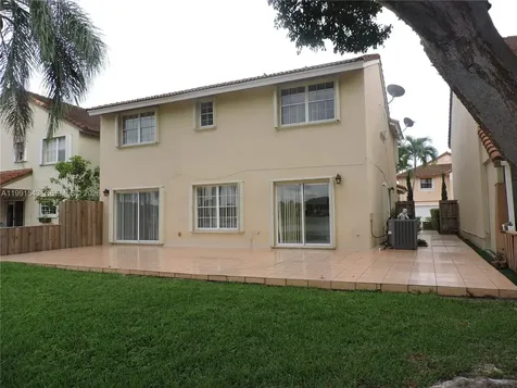 15065 SW 108 Te Miami FL 33196