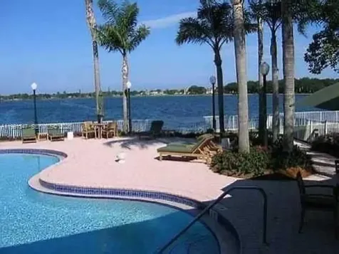 2861 N Oakland Forest Drive Oakland Park FL 33309
