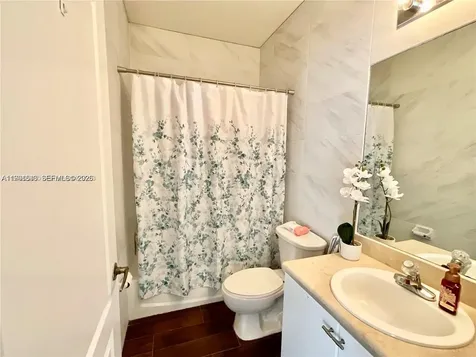 7472 NW 112th Path Doral FL 33178