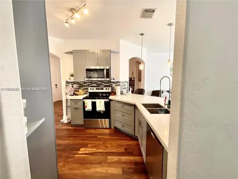 7472 NW 112th Path Doral FL 33178