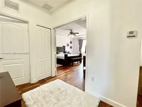 7472 NW 112th Path Doral FL 33178