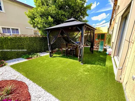 7472 NW 112th Path Doral FL 33178