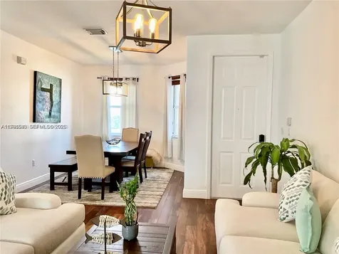 7472 NW 112th Path Doral FL 33178