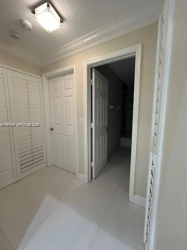 10261 NW 54th Place Coral Springs FL 33076